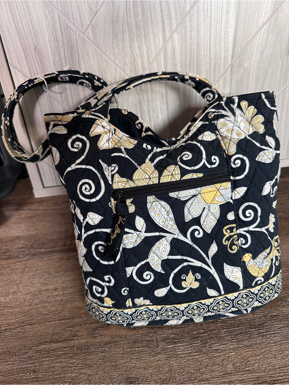 Vera Bradley Yellow Bird Shoulder Bag Tote Retired Pattern Quilted Black Yellow - Picture 2 of 3